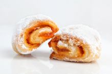 Flaky Apricot Rugale